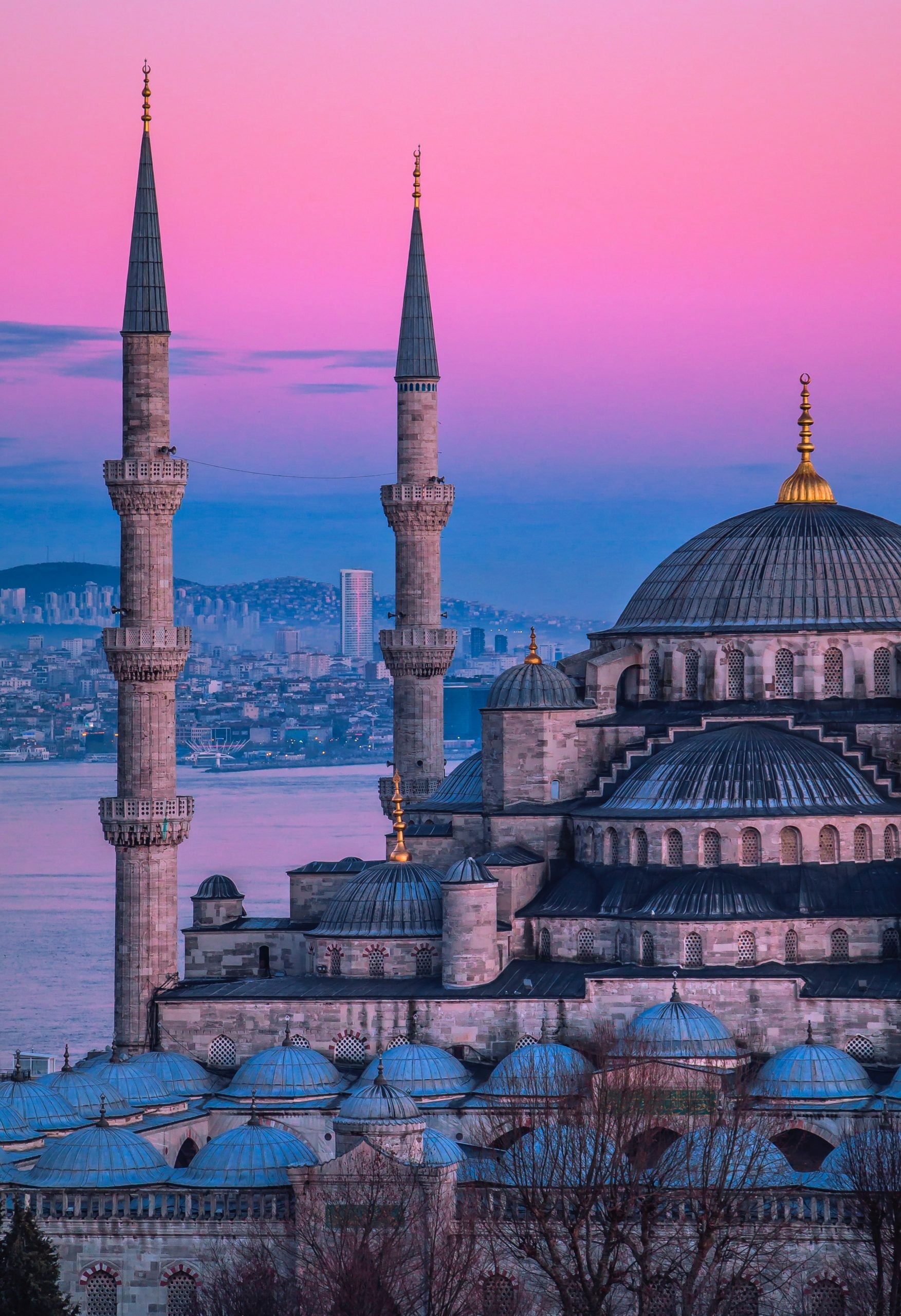 mezquita azul sunset scaled viajes a medida y viajes de novios